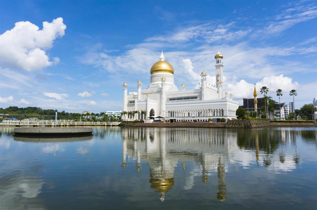 Grand City Hotel Bandar Seri Begawan Buitenkant foto